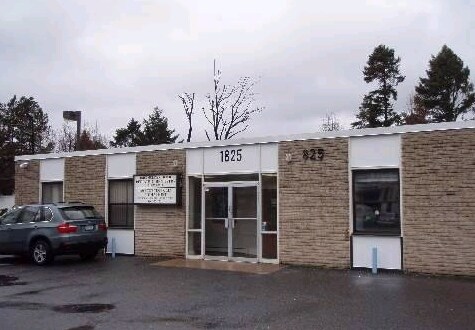 1825 Merrick Rd, Merrick, NY for sale - Primary Photo - Image 1 of 1