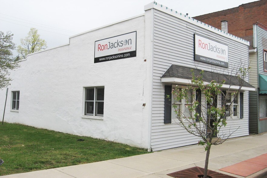 120 S Main St, Plainwell, MI for sale - Primary Photo - Image 1 of 1