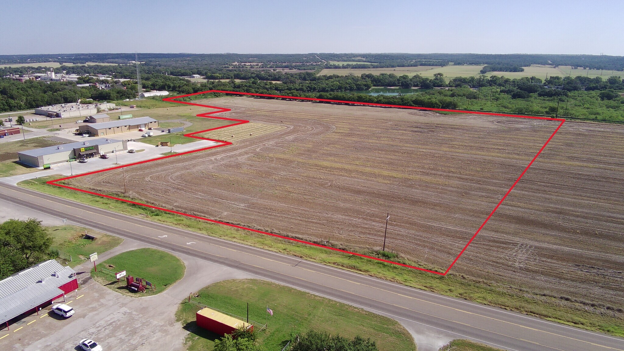 6 Hwy, Clifton, TX for sale Primary Photo- Image 1 of 9