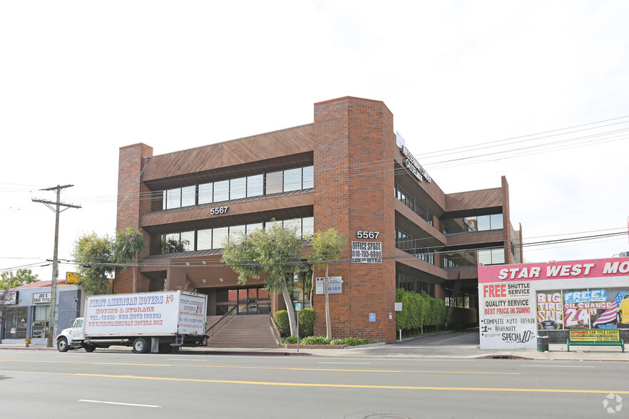 5567 Reseda Blvd, Tarzana, CA for lease - Building Photo - Image 1 of 5