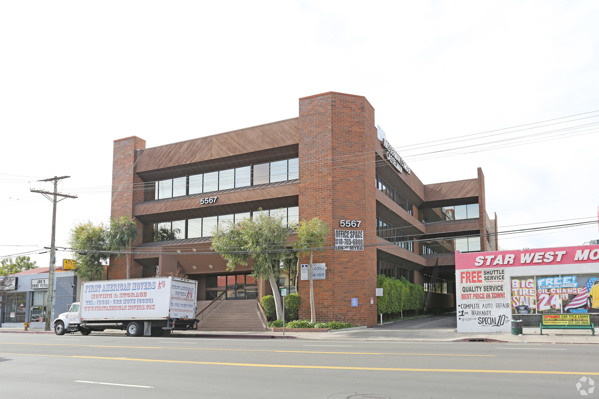 5567 Reseda Blvd, Tarzana, CA for lease Building Photo- Image 1 of 6