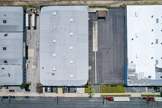3000 E 46th St, Vernon, CA - AERIAL  map view