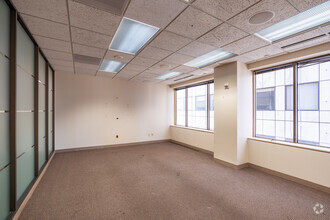 601 Montgomery St, San Francisco, CA for lease Interior Photo- Image 2 of 9