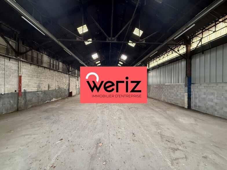 Industrial in Marseille for lease - Building Photo - Image 1 of 5