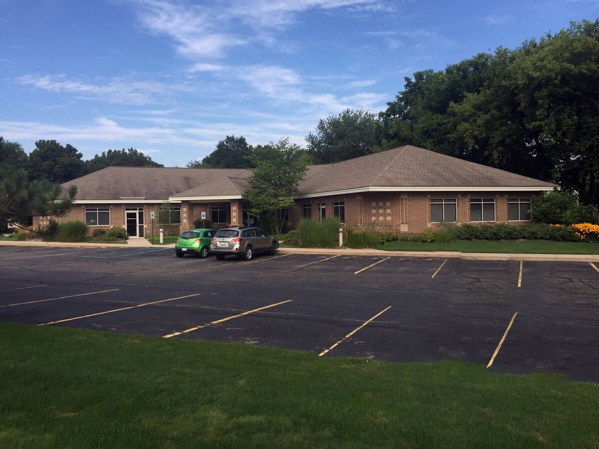 4701 Plainfield Ave NE, Grand Rapids, MI for lease Building Photo- Image 1 of 5