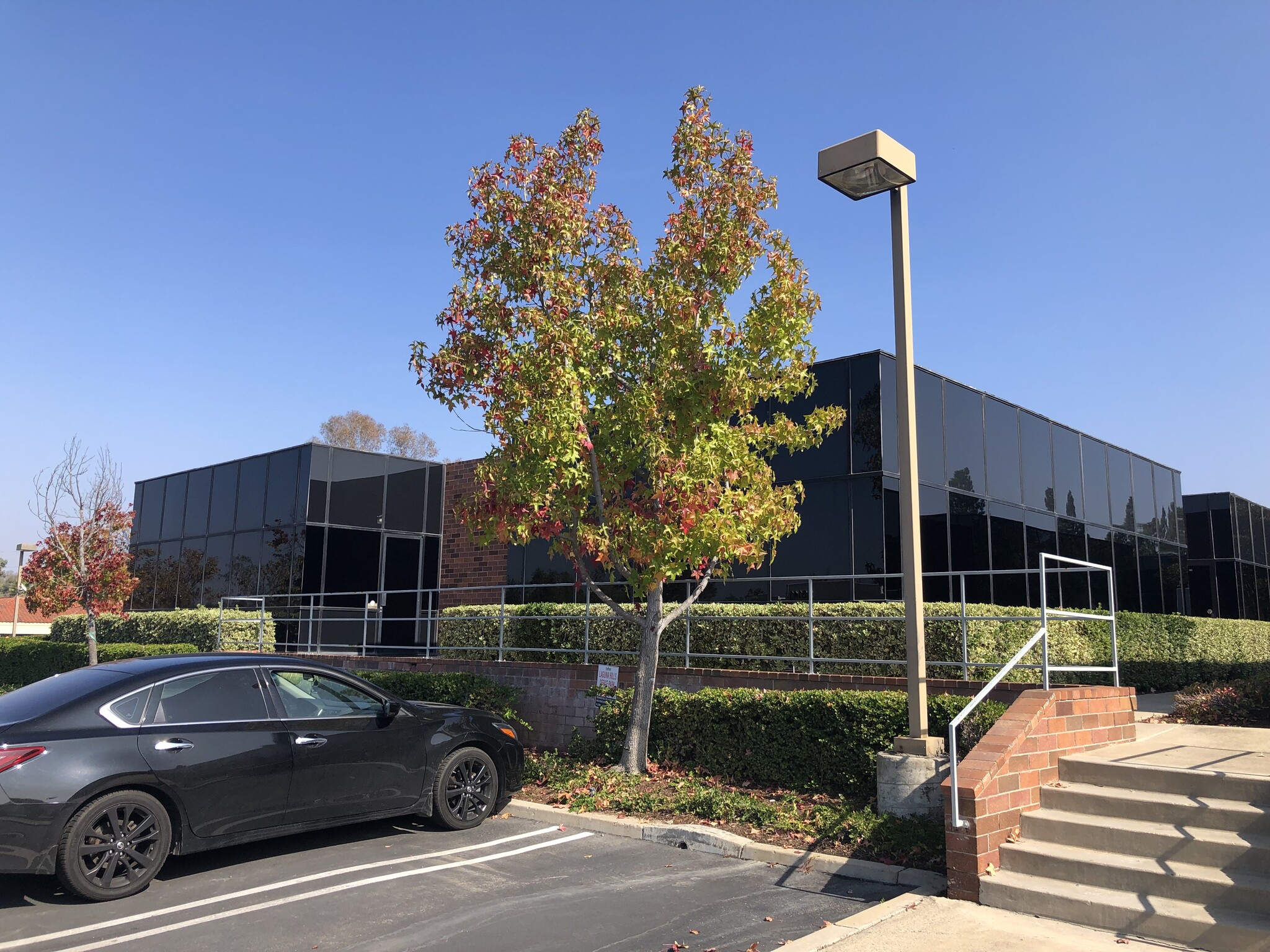 23175-23177 La Cadena Dr, Laguna Hills, CA for lease Building Photo- Image 1 of 12