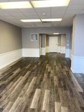 17 E 2nd Ave, Hutchinson, KS for lease Interior Photo- Image 2 of 2