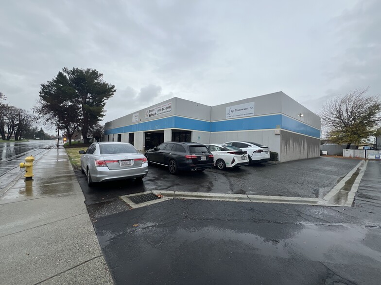 2160 Oakland Rd, San Jose, CA for lease - Building Photo - Image 1 of 2