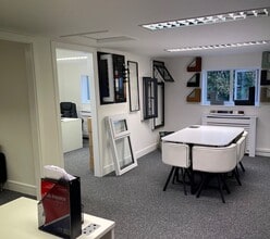 Wises Ln, Borden for lease Interior Photo- Image 1 of 2