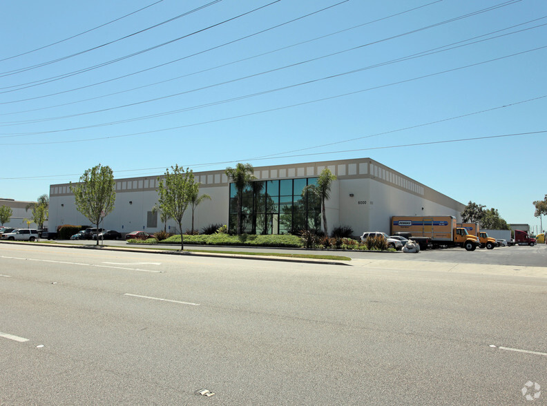 6000-6060 E Slauson Ave, Commerce, CA for lease - Building Photo - Image 3 of 3