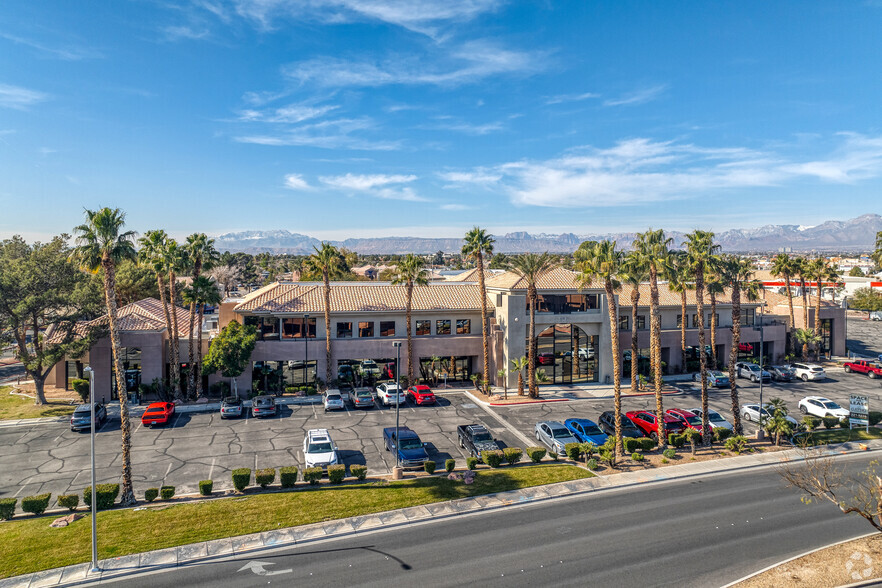 1210 S Valley View Blvd, Las Vegas, NV for lease - Primary Photo - Image 1 of 6