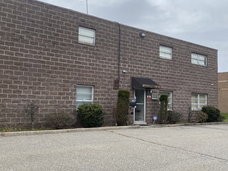 148 Veterans Dr, Northvale, NJ for lease - Building Photo - Image 2 of 3