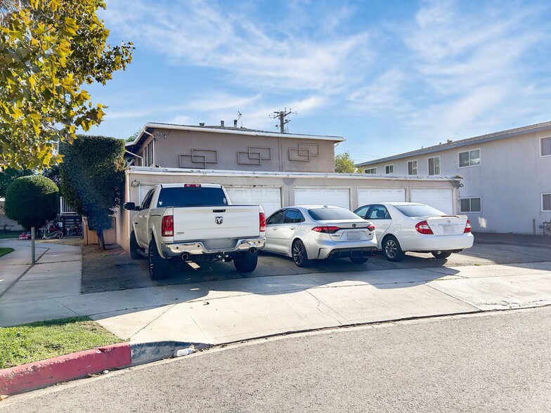 554 E Hurst St, Covina, CA for sale - Building Photo - Image 2 of 23