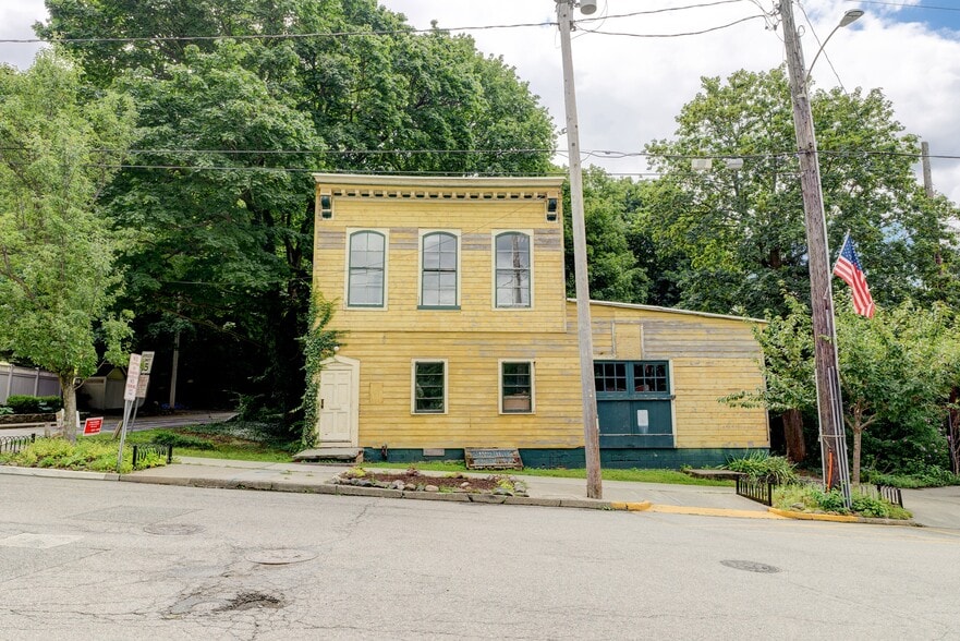 37 Main St, Cold Spring, NY for sale - Primary Photo - Image 1 of 1