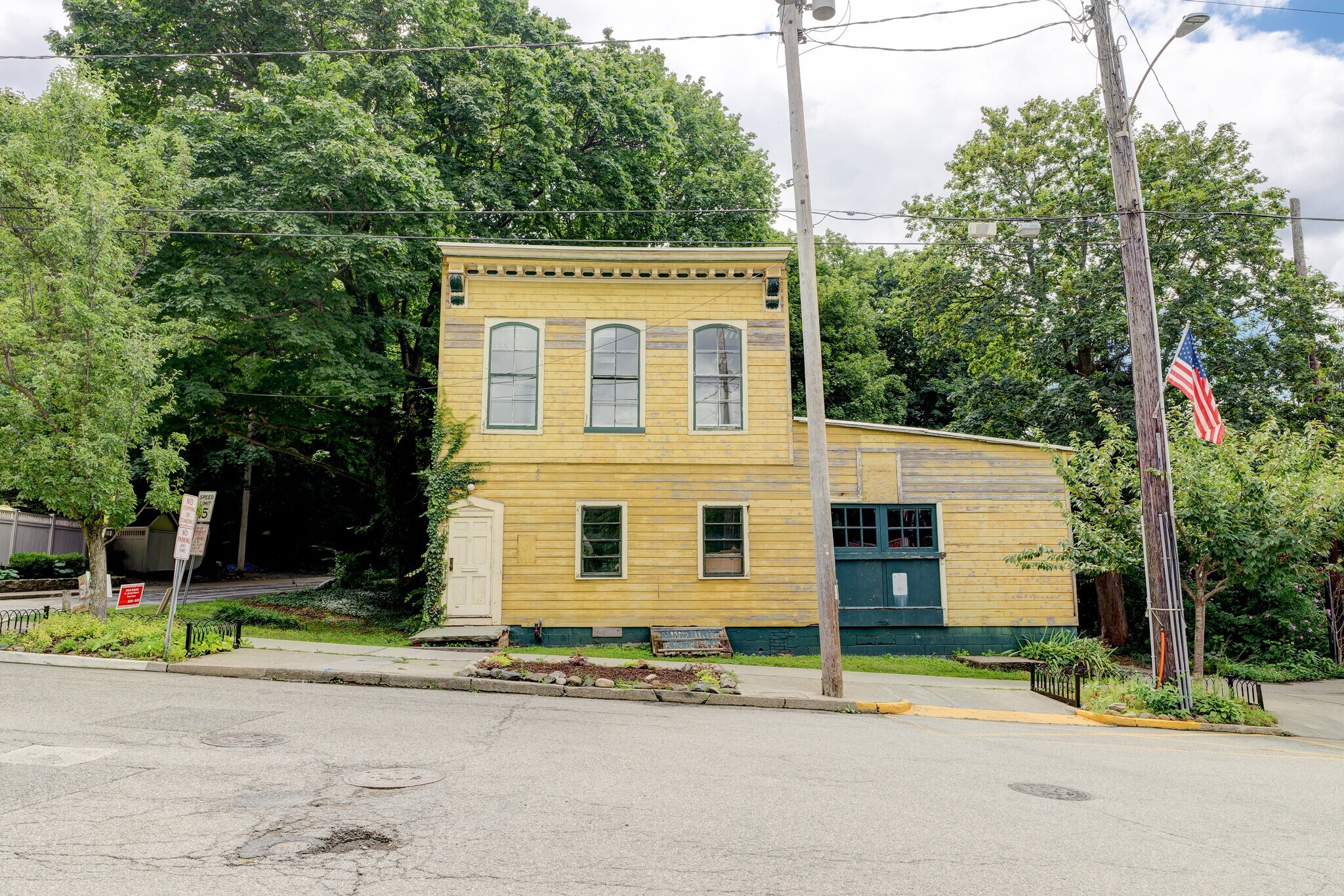 37 Main St, Cold Spring, NY for sale Primary Photo- Image 1 of 1