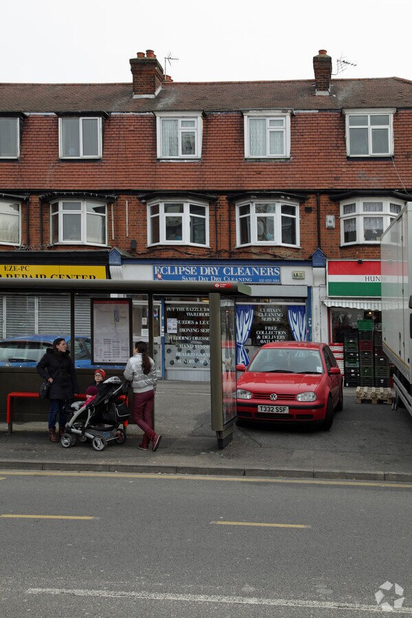 54 Sewardstone Rd, London, E4 7PR