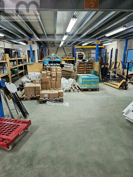 Flex in Ivry-sur-Seine for lease - Interior Photo - Image 3 of 4