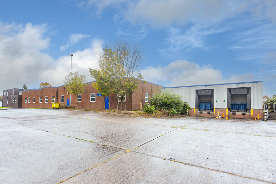 55 Stone Rd, Stoke On Trent for lease - Building Photo - Image 2 of 2