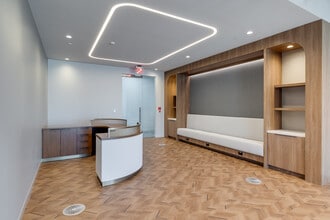 2323 Victory Ave, Dallas, TX for lease Interior Photo- Image 2 of 6