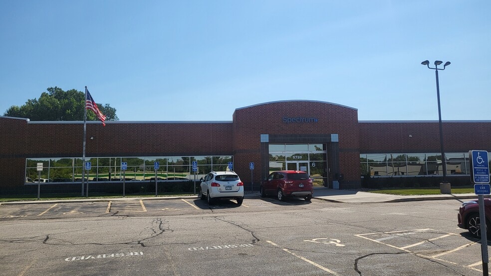 5720 Bandel Rd NW, Rochester, MN for sale - Primary Photo - Image 1 of 4