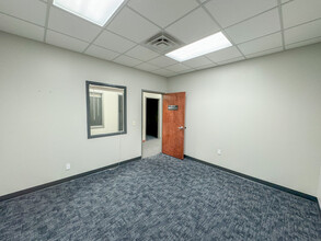 2888 Nationwide Pky, Brunswick, OH for lease Interior Photo- Image 1 of 2