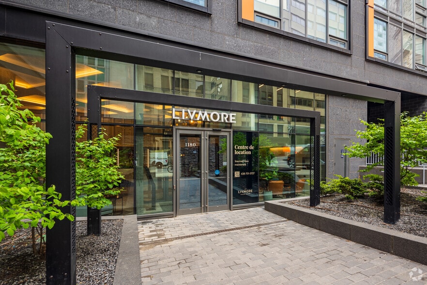 435 Boul René-Lévesque O, Montréal, QC for lease - Building Photo - Image 2 of 25