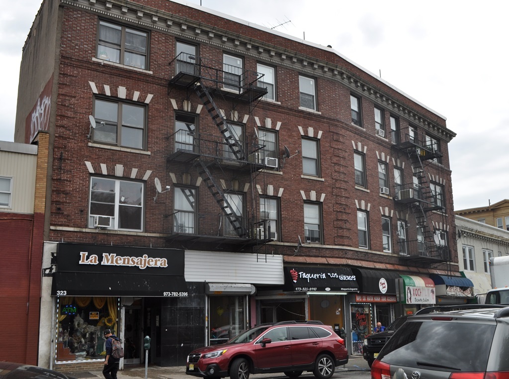 323-327 Main St, Paterson, NJ for sale Building Photo- Image 1 of 1