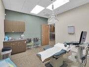 19-20033 N 19th Ave bldg 3-19