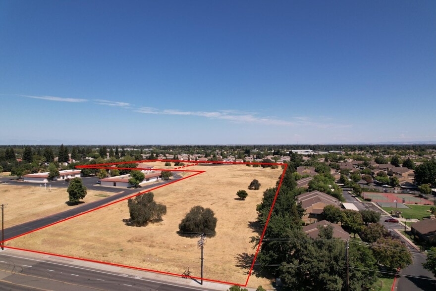 4533 Antelope Rd, Antelope, CA for sale - Building Photo - Image 3 of 13