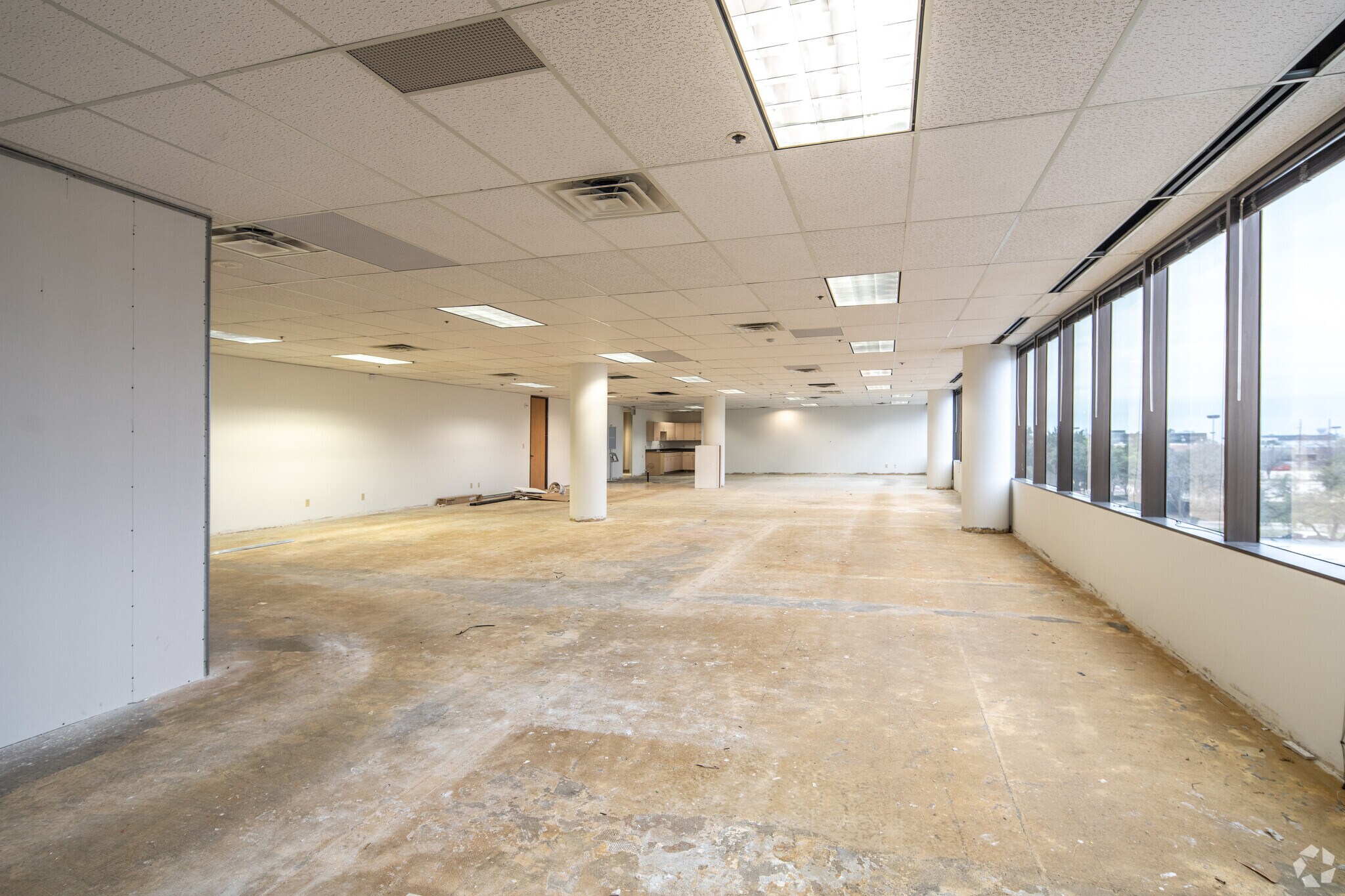 16775 Addison Rd, Addison, TX 75001 Atrium at Bent Tree