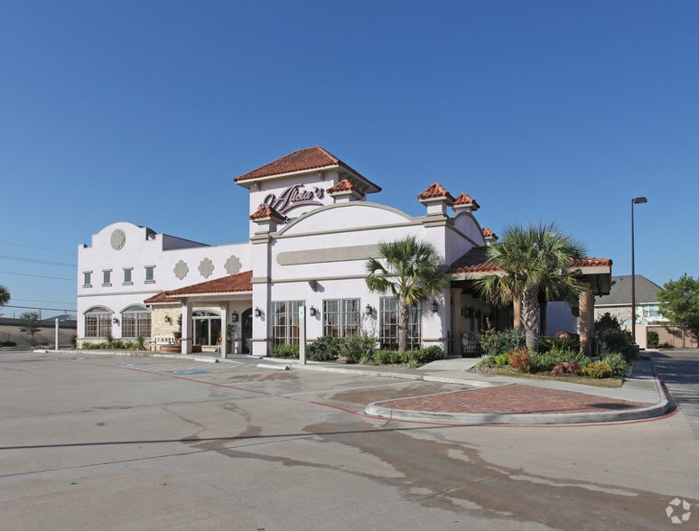 26326 Northwest Fwy, Cypress, TX for sale - Building Photo - Image 2 of 2