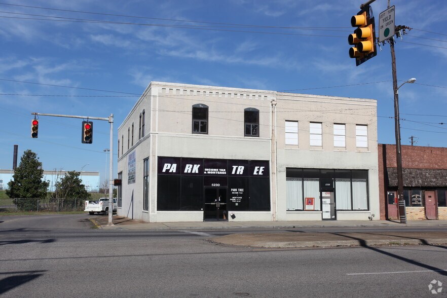 5230 Valley Rd, Fairfield, AL for sale - Primary Photo - Image 1 of 1