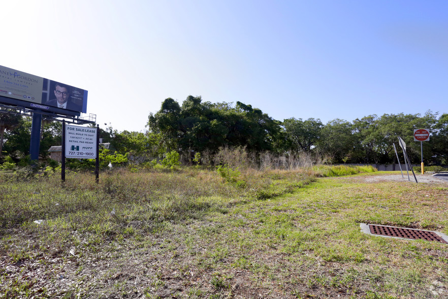 W Gandy Blvd, Tampa, FL for sale - Primary Photo - Image 1 of 1