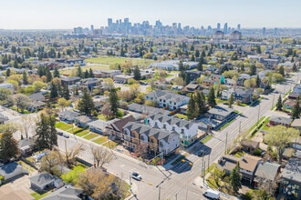 1925 24 Av NW, Calgary, AB - AERIAL  map view