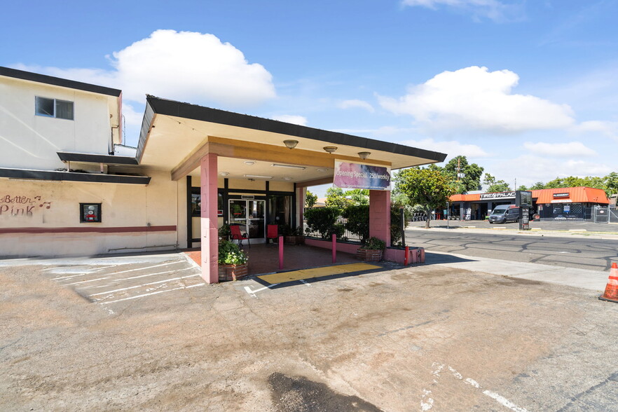 1005 N El Dorado St, Stockton, CA for sale - Building Photo - Image 2 of 45