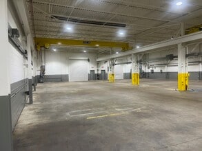 16129 Common Rd, Roseville, MI for lease Building Photo- Image 1 of 15