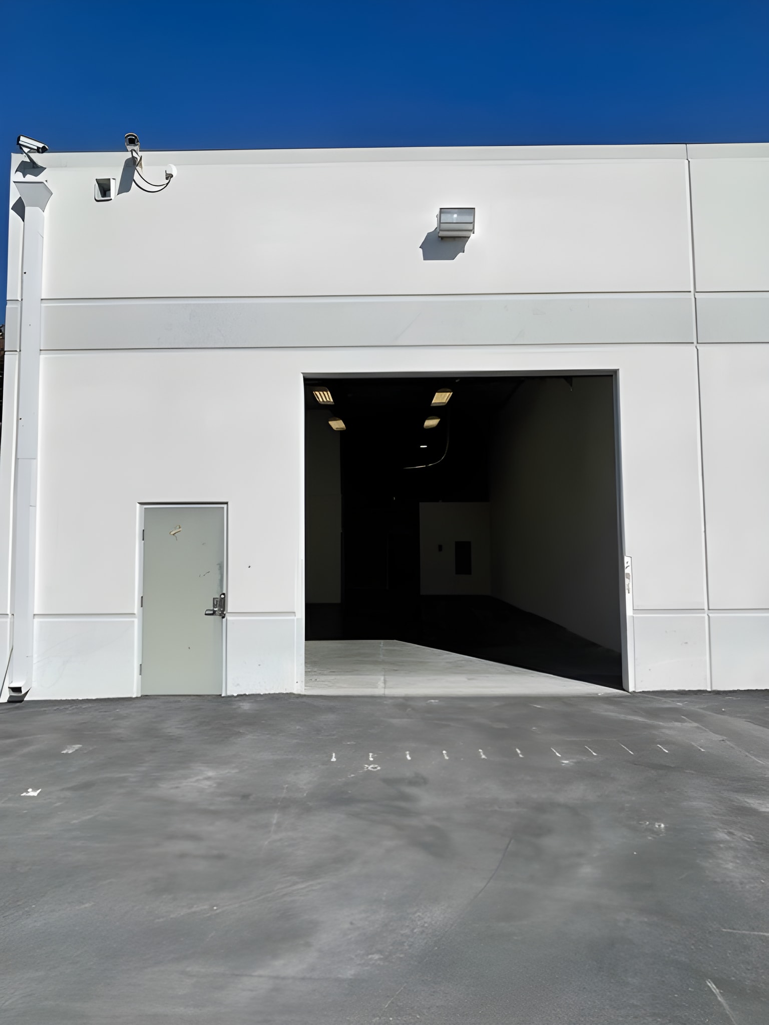 26305 Jefferson Ave, Murrieta, CA for lease Interior Photo- Image 1 of 7