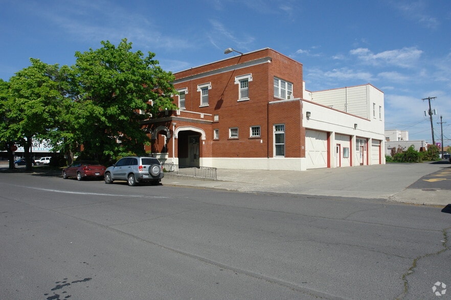 1306 N Monroe St, Spokane, WA for sale - Building Photo - Image 2 of 5