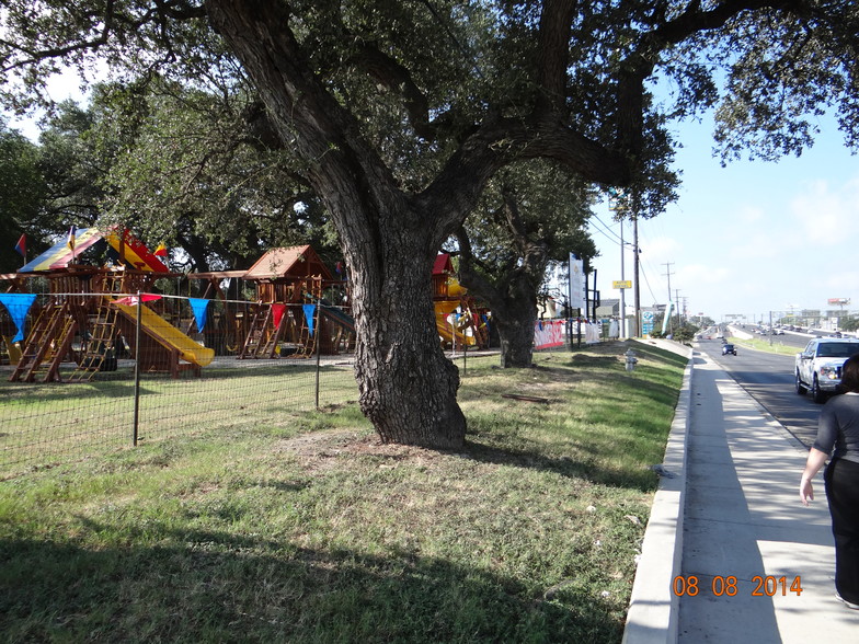 15838 San Pedro, San Antonio, TX for sale - Building Photo - Image 1 of 12