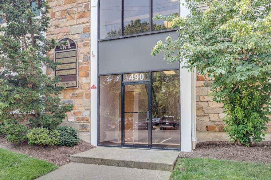 490 Schooleys Mountain Rd, Hackettstown, NJ for sale - Building Photo - Image 3 of 25