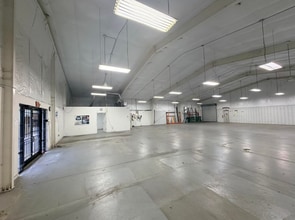 1522 Veterans Pky, Columbus, GA for lease Interior Photo- Image 1 of 4