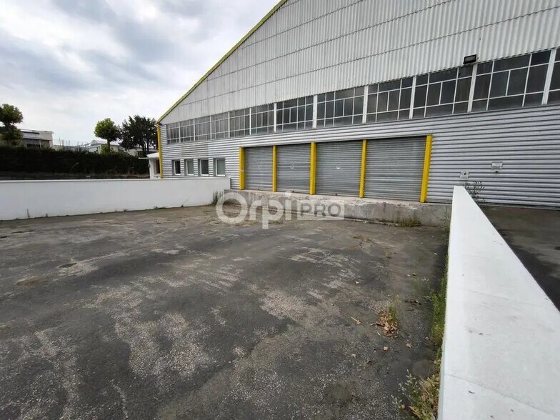 Flex in Brive-la-Gaillarde for lease - Building Photo - Image 3 of 6