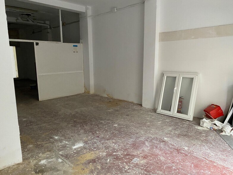 Retail in Zaragoza, Zaragoza for lease - Interior Photo - Image 3 of 10