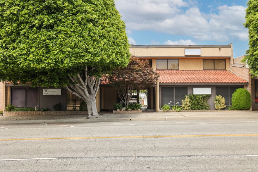 217 S Glendora Ave, Glendora, CA for lease - Building Photo - Image 2 of 3