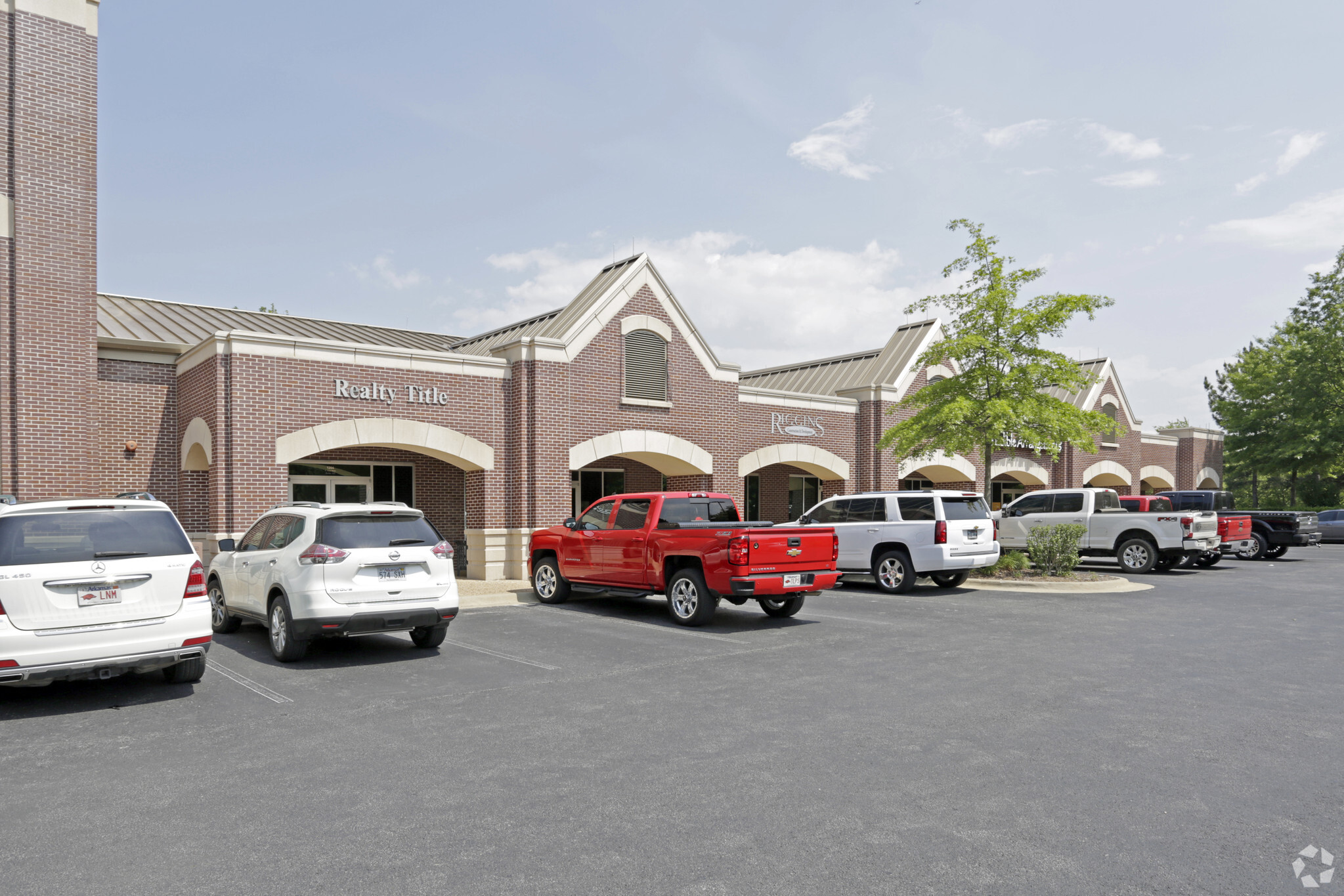 1204 E Joyce Blvd, Fayetteville, AR for sale Primary Photo- Image 1 of 1