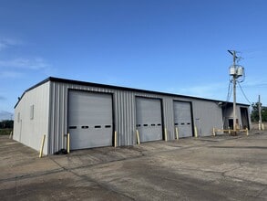 1125 Weems St, Jackson, MS for lease Building Photo- Image 1 of 5