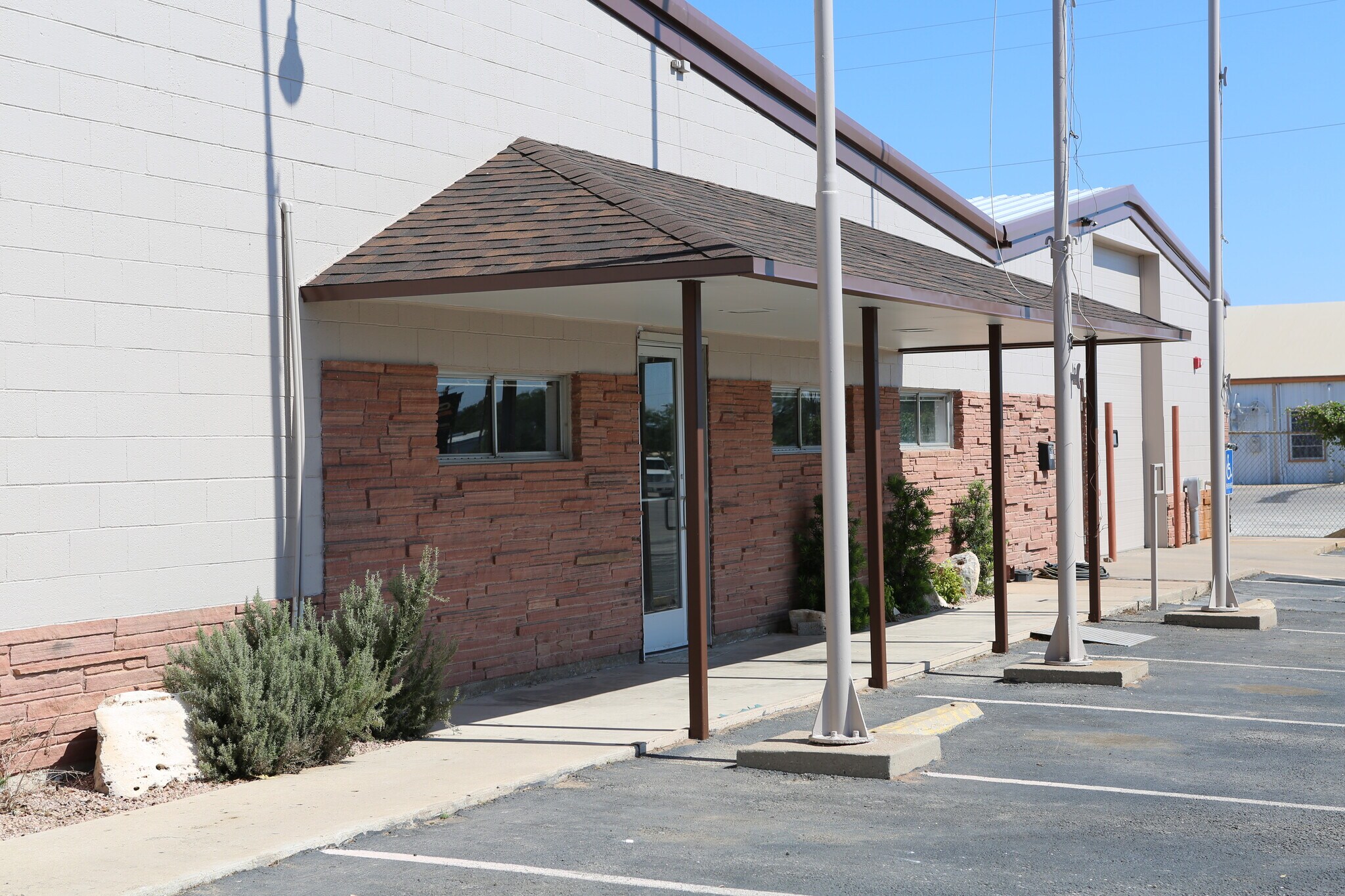 706 Knickerbocker Rd, San Angelo, TX 76903 Stonewall Plaza