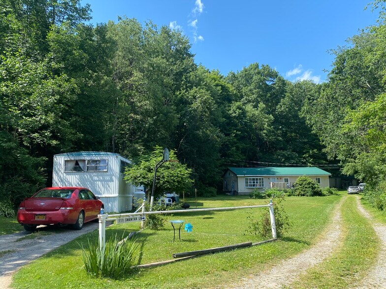 Chenango Valley Green, Greene, NY for sale - Primary Photo - Image 1 of 1