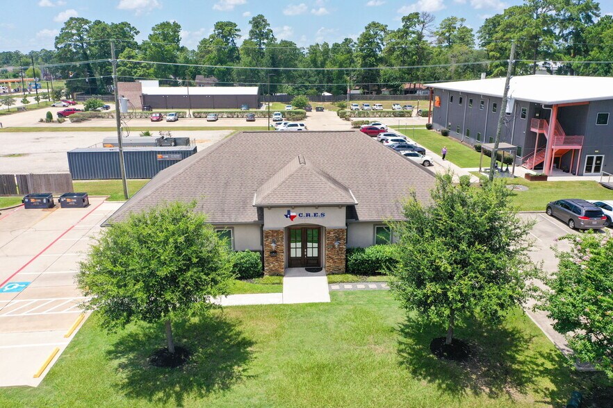 13715 Office Park Dr, Houston, TX for lease - Building Photo - Image 2 of 54