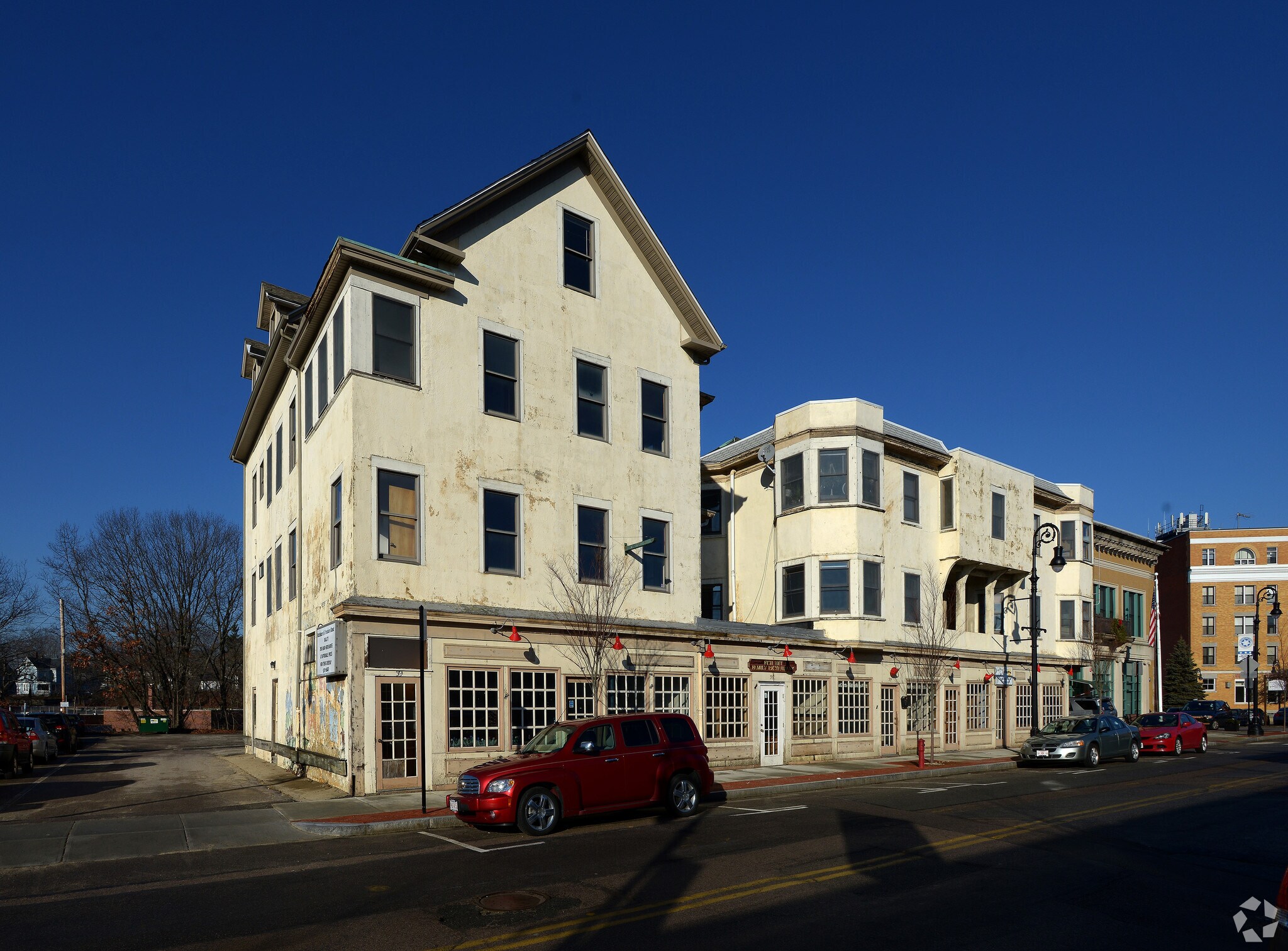 27-39 S Main St, Attleboro, MA for sale Primary Photo- Image 1 of 1